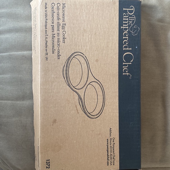 The Pampered Chef Kitchen Pampered Chef Microwave Egg Cooker Poshmark